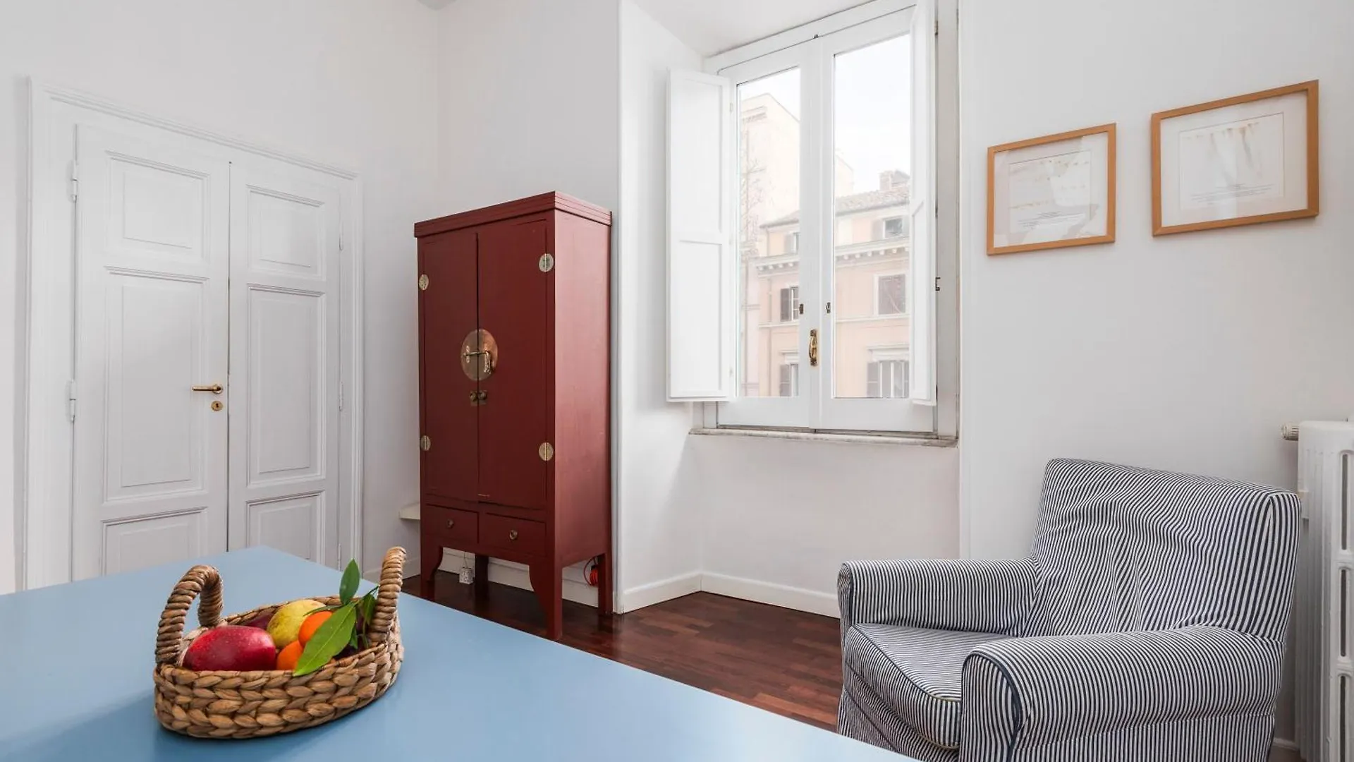 Colosseum Home-Zeno 32 Rome